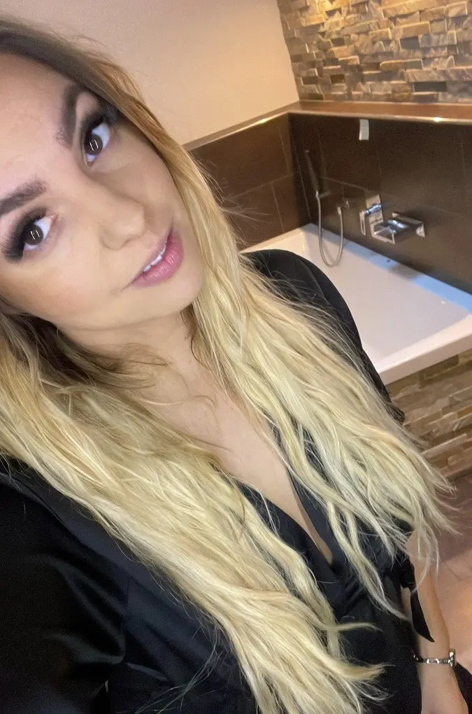 🔥 Viktoria, la sexy de l'anal 🌹 soirée 🔥🔥 Kamagra et poppers